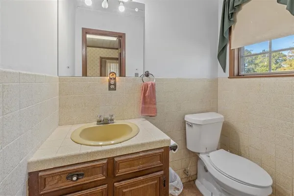 $249,500 | 1642 Gene Sonnier Road, Vinton, LA 70668