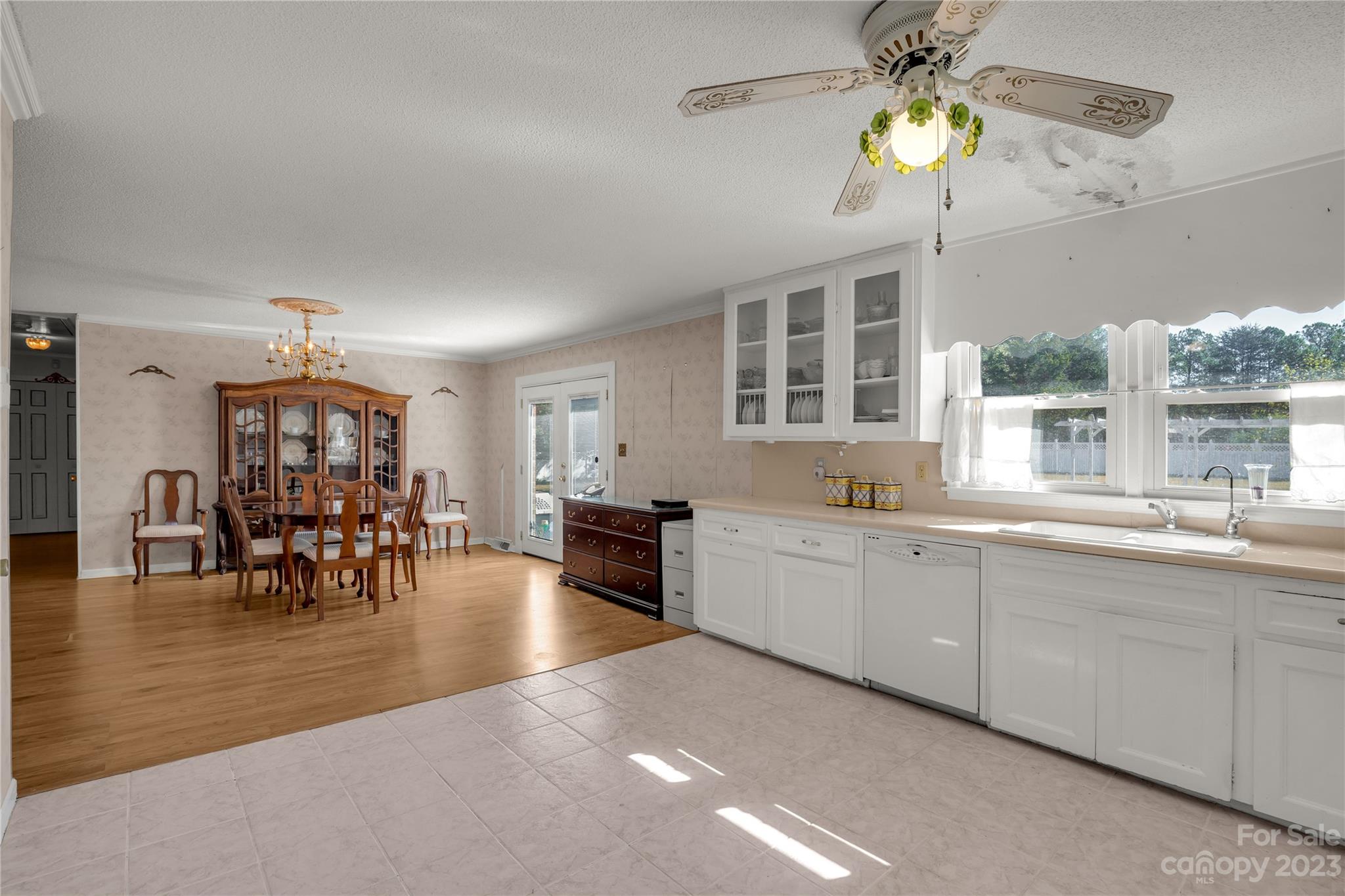 144 State Rd S-46-422 Clover, SC 29710 - Photo 5 of 23 a very nice looking kitchen with a large window