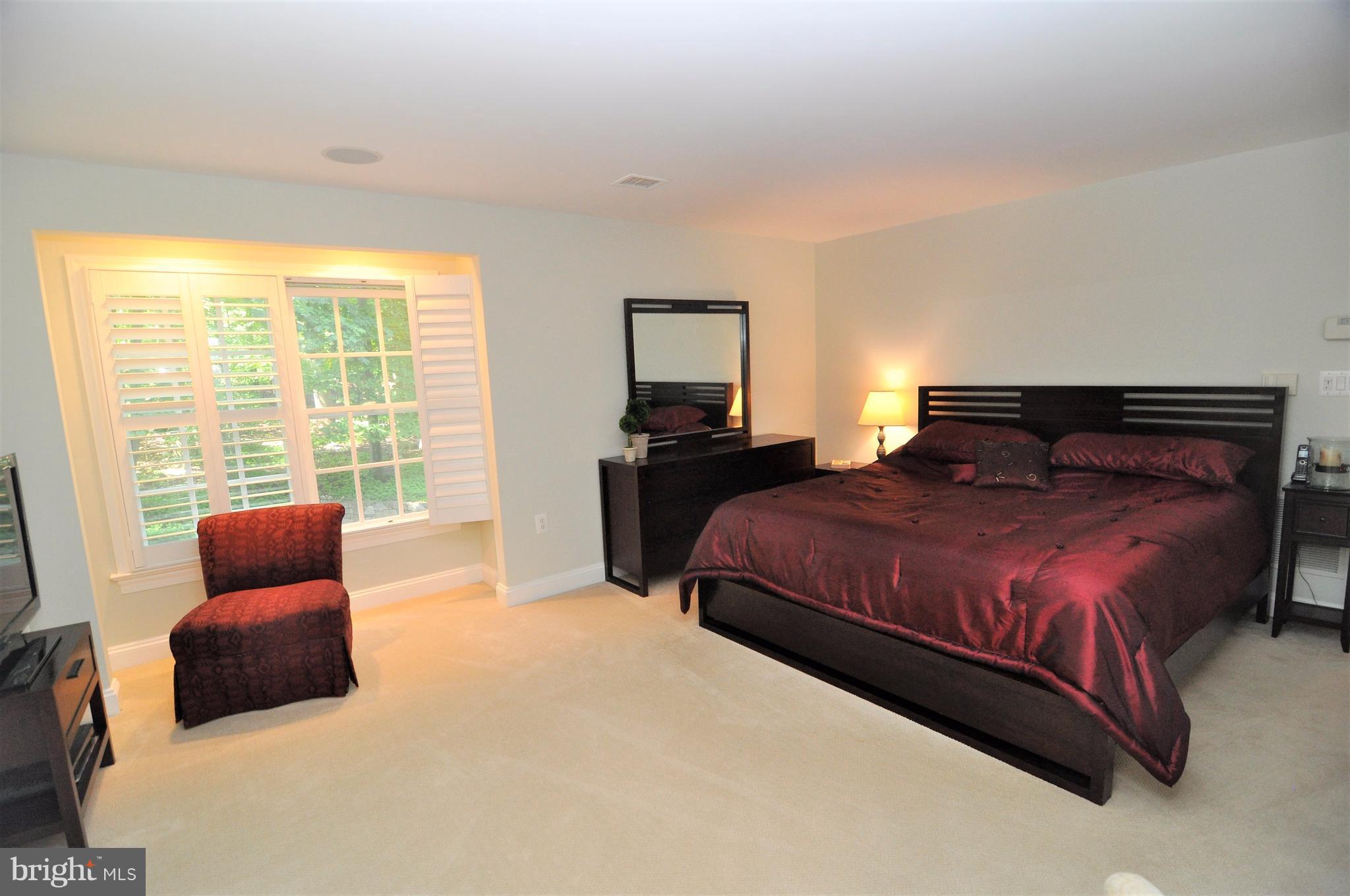 947 Swinks Mill Road McLean, VA 22102 - Photo 21 of 30 Bedroom (Master)