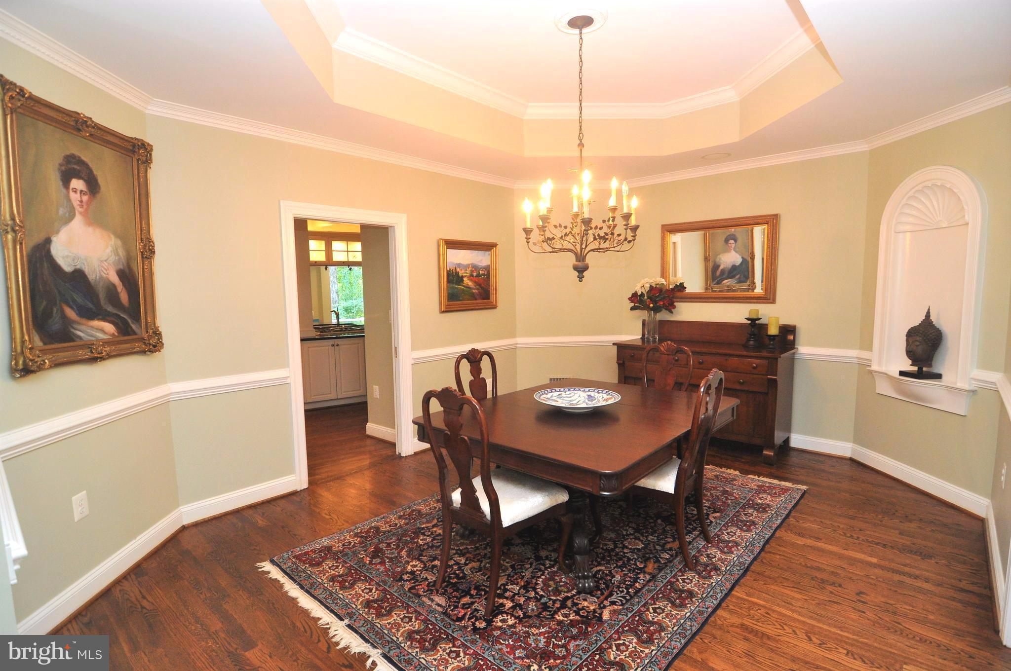 947 Swinks Mill Road McLean, VA 22102 - Photo 8 of 30 Dining Room elegant dinning WITH BUILTINS