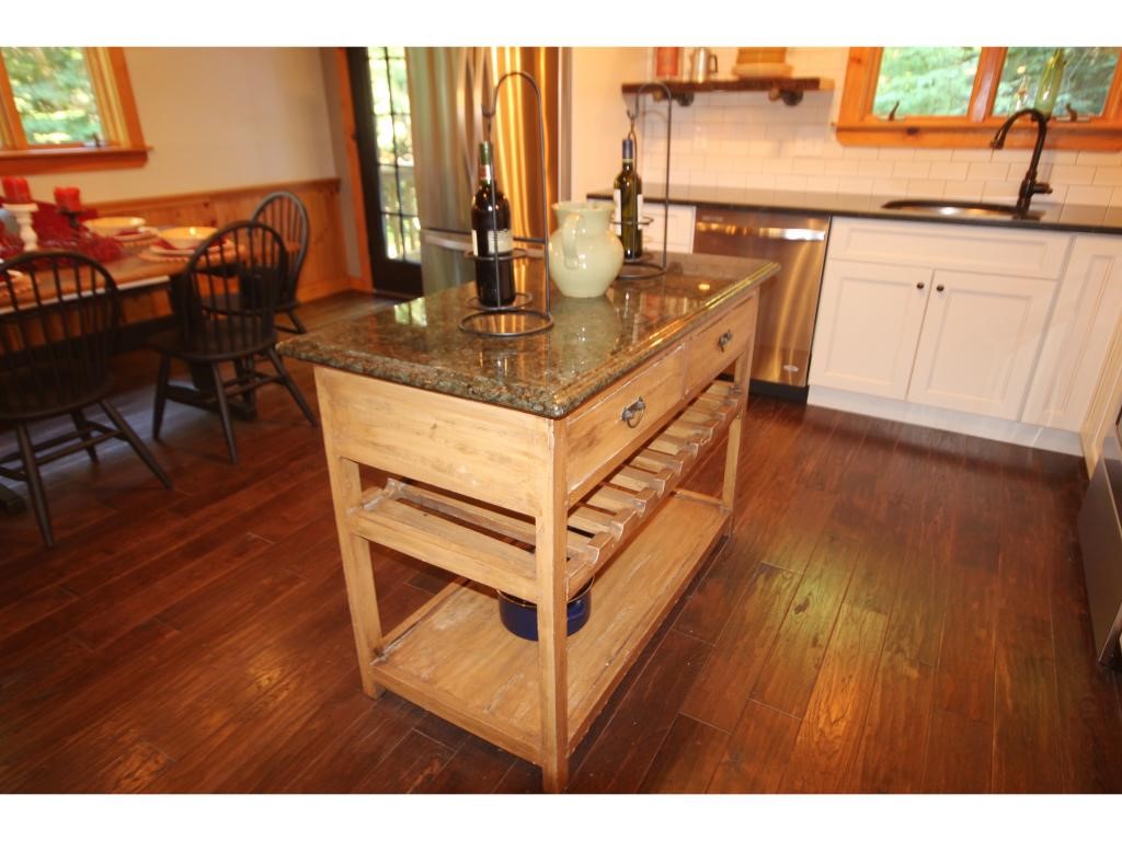 10 Racoon Run Wilmington, VT 05363 - Photo 6 of 19 Gallery Image 6
