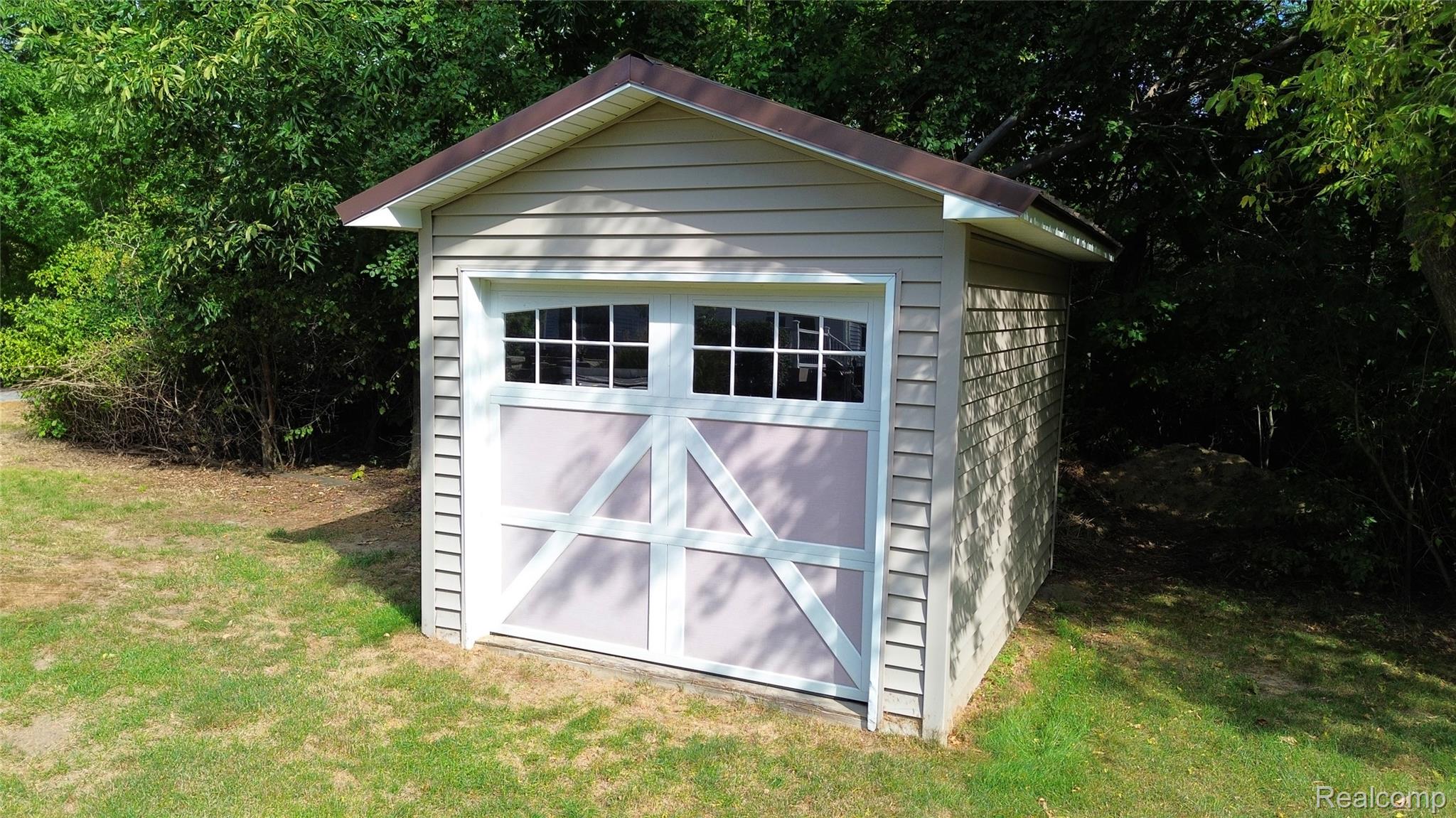 2182 Wiggins Road Fenton, MI 48430 - Photo 26 of 30 Shed
