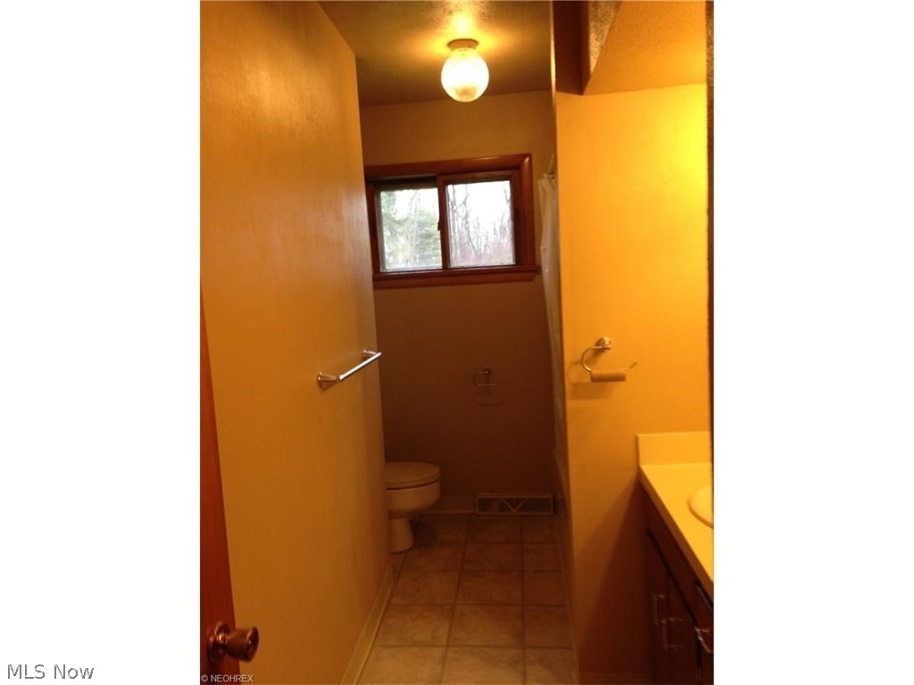 10637 Springfield Road Youngstown, OH 44514 - Photo 11 of 13