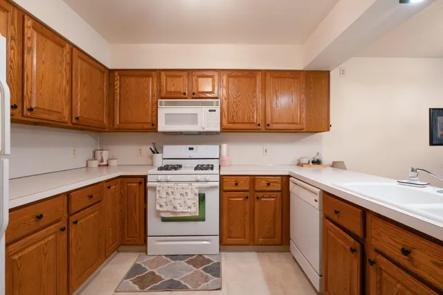 $290,000 | 2223 Mapleton Street Northeast, Grand Rapids, MI 49505