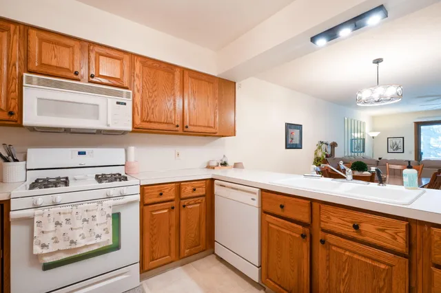 $290,000 | 2223 Mapleton Street Northeast, Grand Rapids, MI 49505