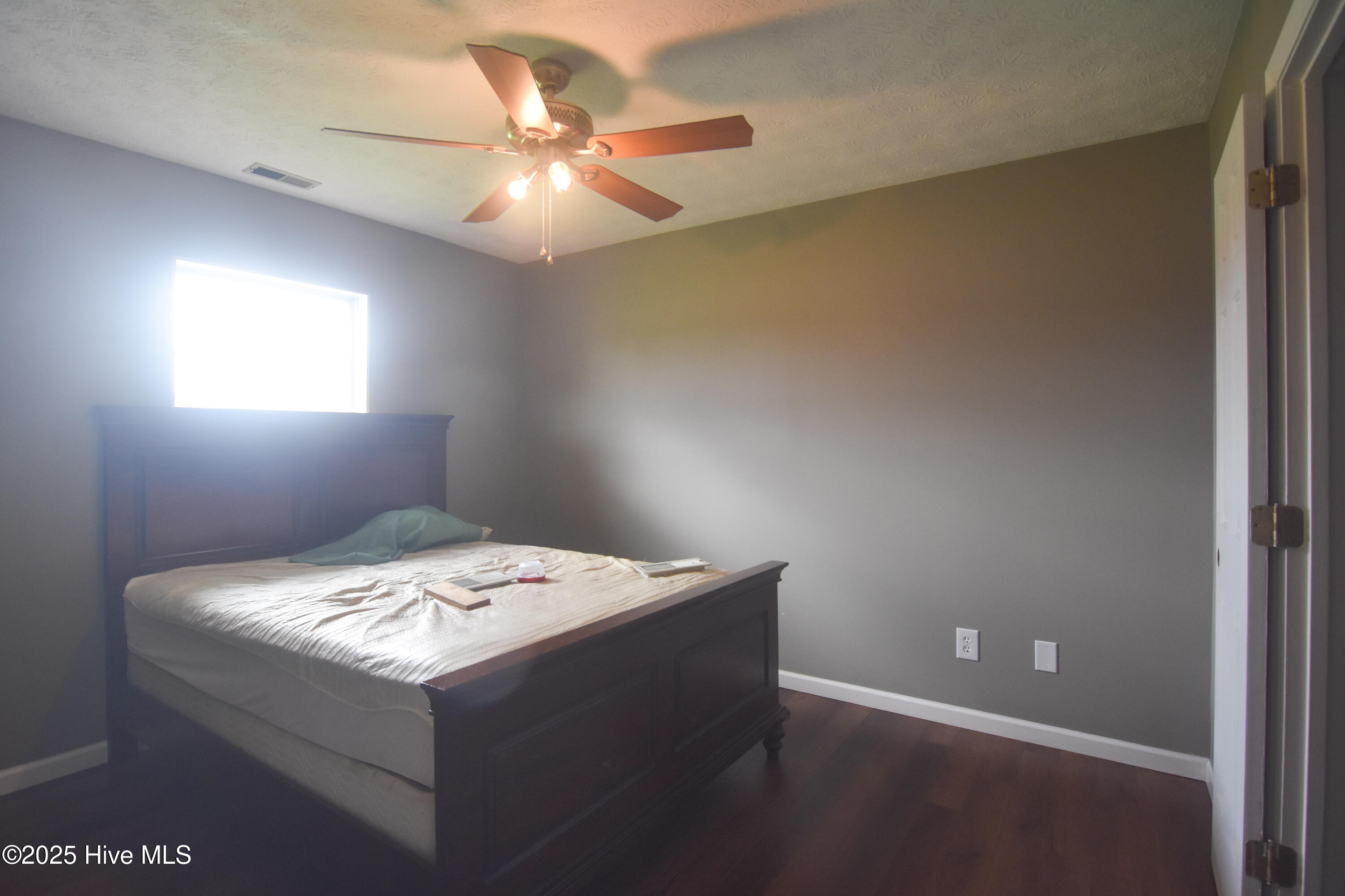 409 Rice Lane Havelock, NC 28532 - Photo 10 of 25 Second Bedroom