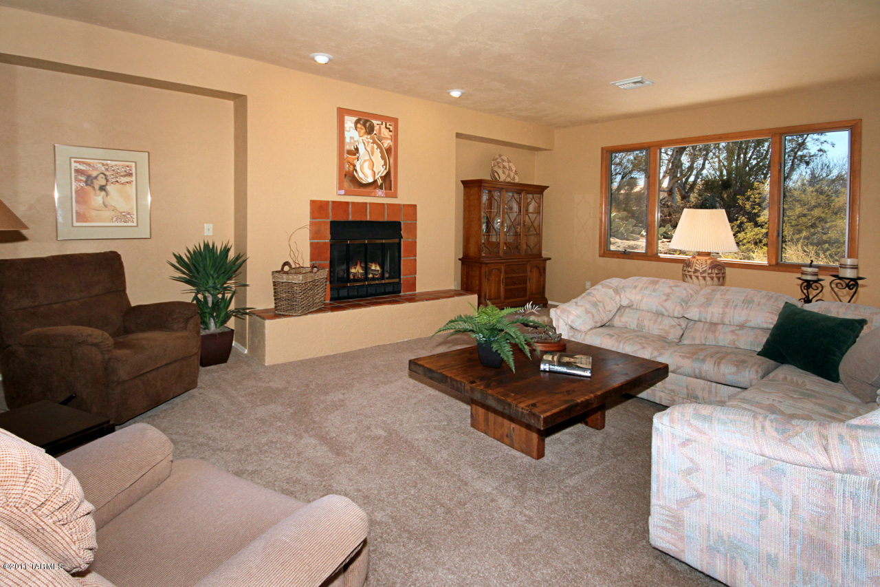 515 North Tanque Verde Loop Road Tucson, AZ 85748 - Photo 8 of 39 Gallery Image 8