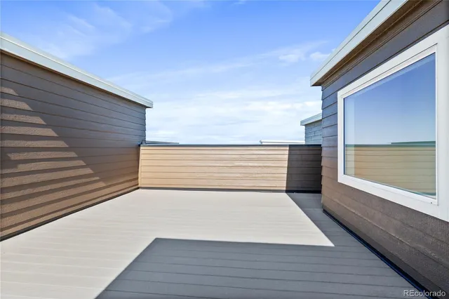 a view of a terrace with sky view