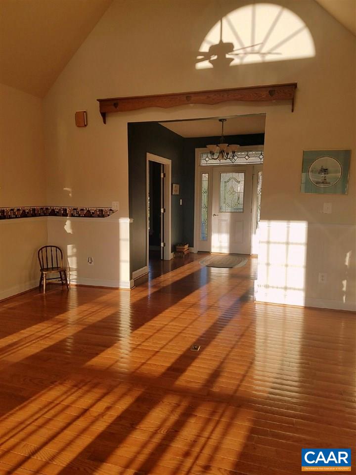 12278 Robin Road Culpeper, VA 22701 - Photo 11 of 26 Gallery Image 11