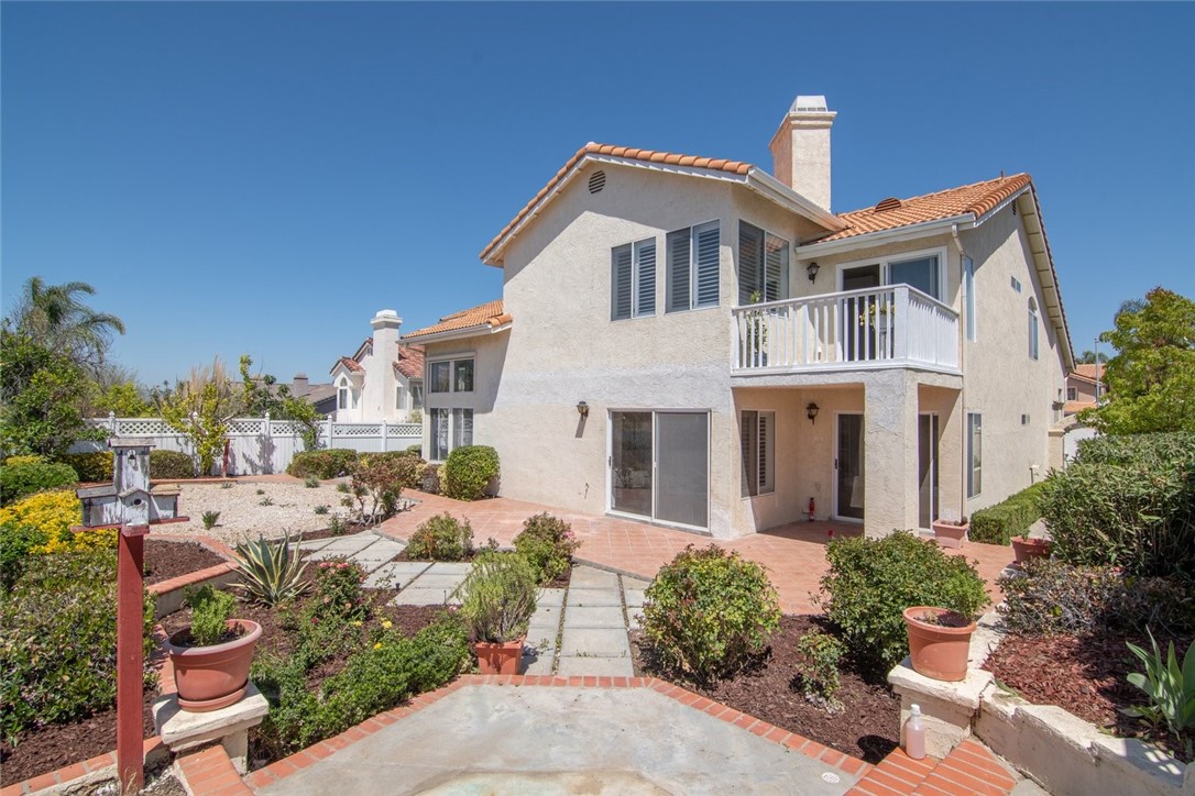 31895 Dane Court Temecula, CA 92591 - Photo 39 of 48 a front view of a house with a garden