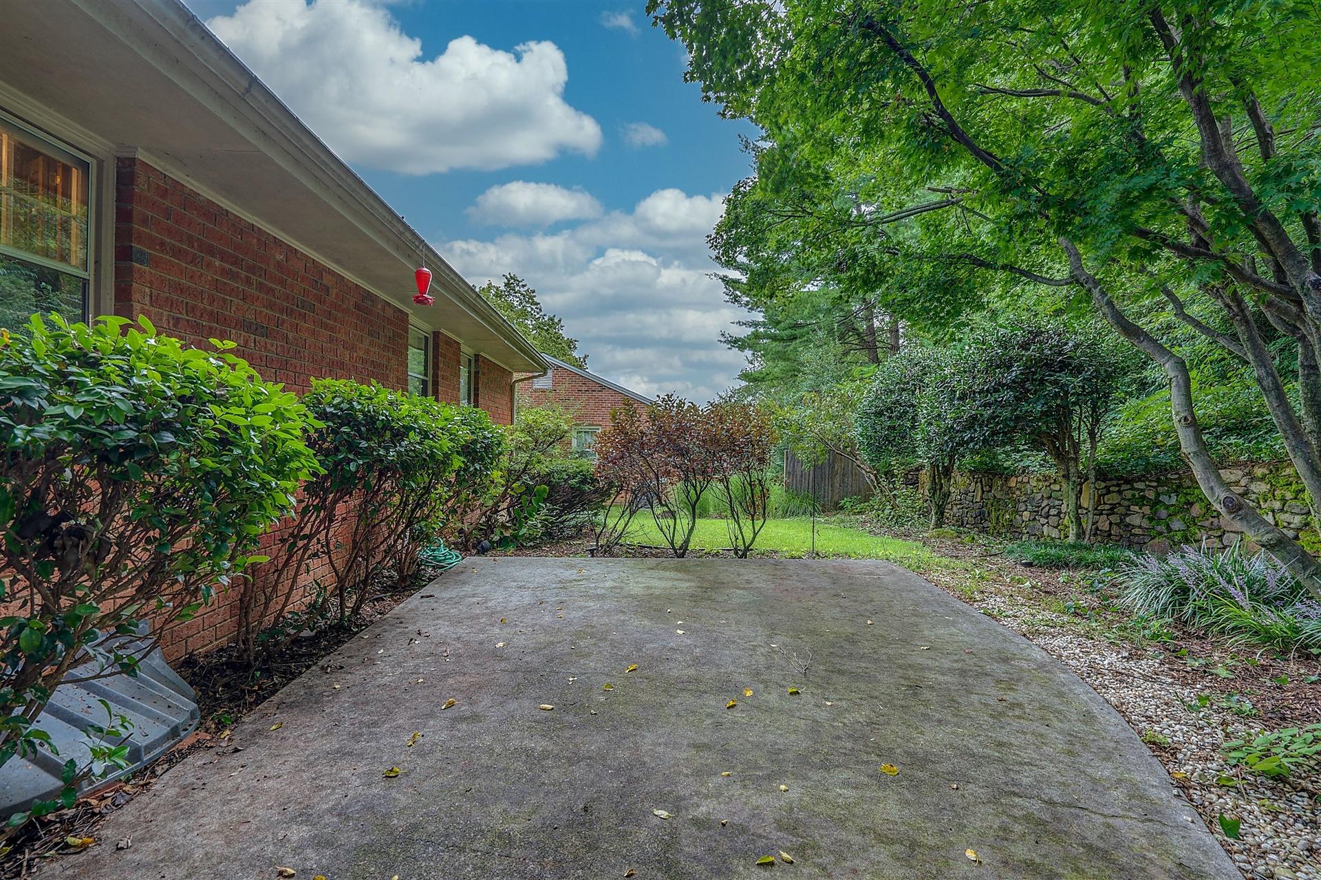 306 Highfield Road Salem, VA 24153 - Photo 24 of 26 22-DSC00016_17_18_19_20