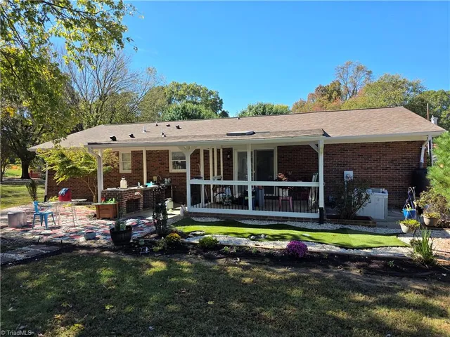 $269,777 | 502 6th Street, Spencer, NC 28159