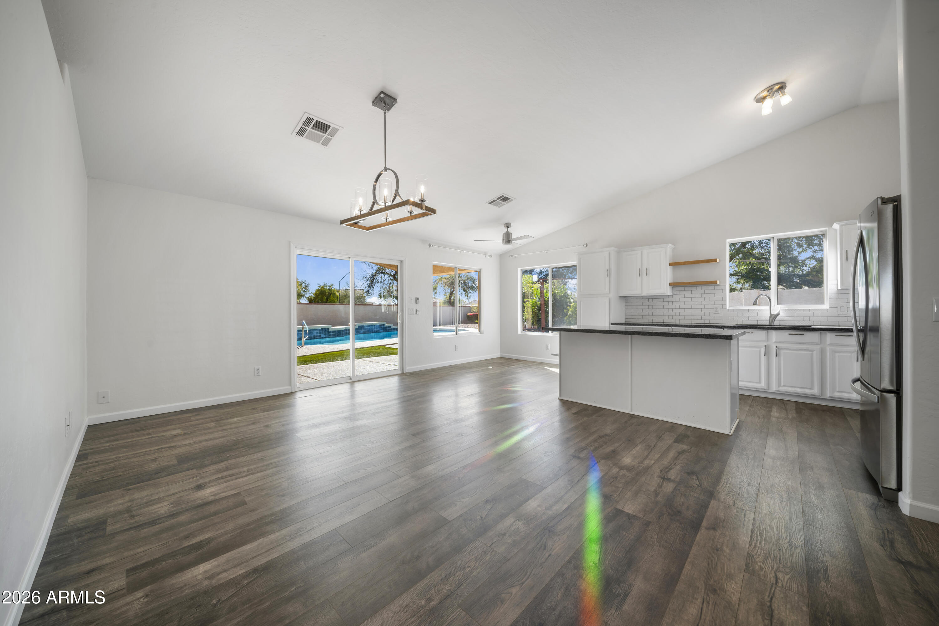 2821 East Morgan Court Gilbert, AZ 85295 - Photo 10 of 39