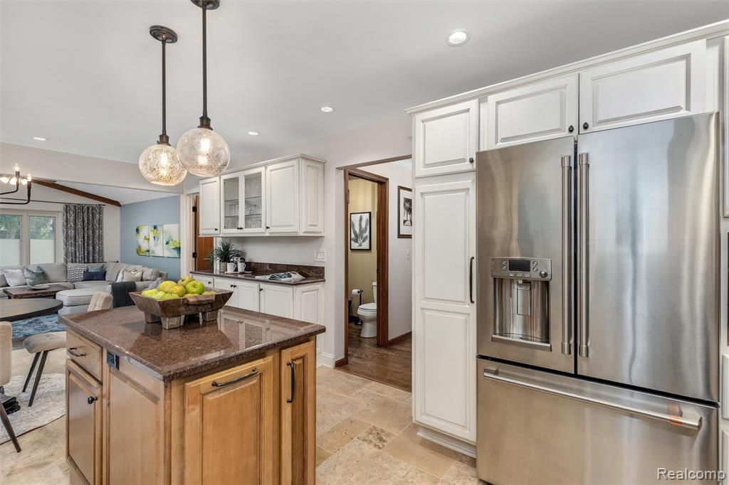 793 Box Canyon Court Rochester Hills, MI 48309 - Photo 16 of 48