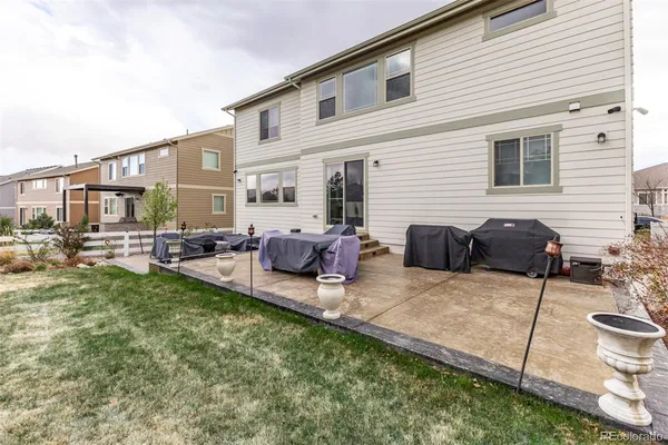 $899,999 | 20165 East Fair Lane, Centennial, CO 80016