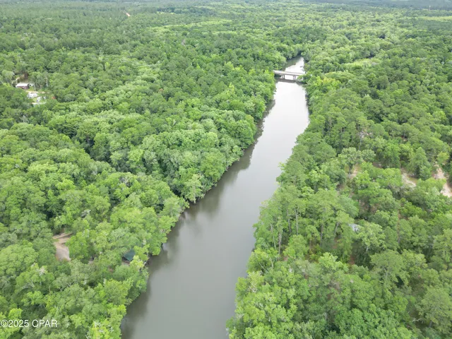 $117,400 | 4934 Bluegill Way, Vernon, FL 32462