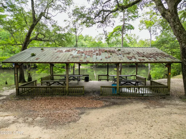 $117,400 | 4934 Bluegill Way, Vernon, FL 32462