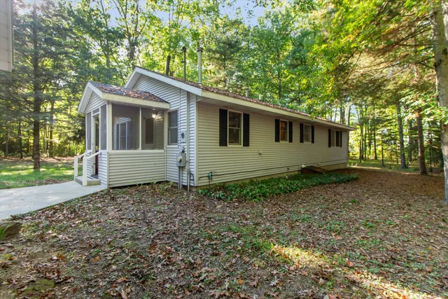 $259,900 | 878 North Wolf Avenue, Baldwin, MI 49304