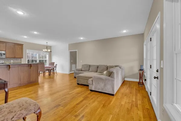 $399,900 | 821 Honeysuckle Lane, Sparta, TN 38583