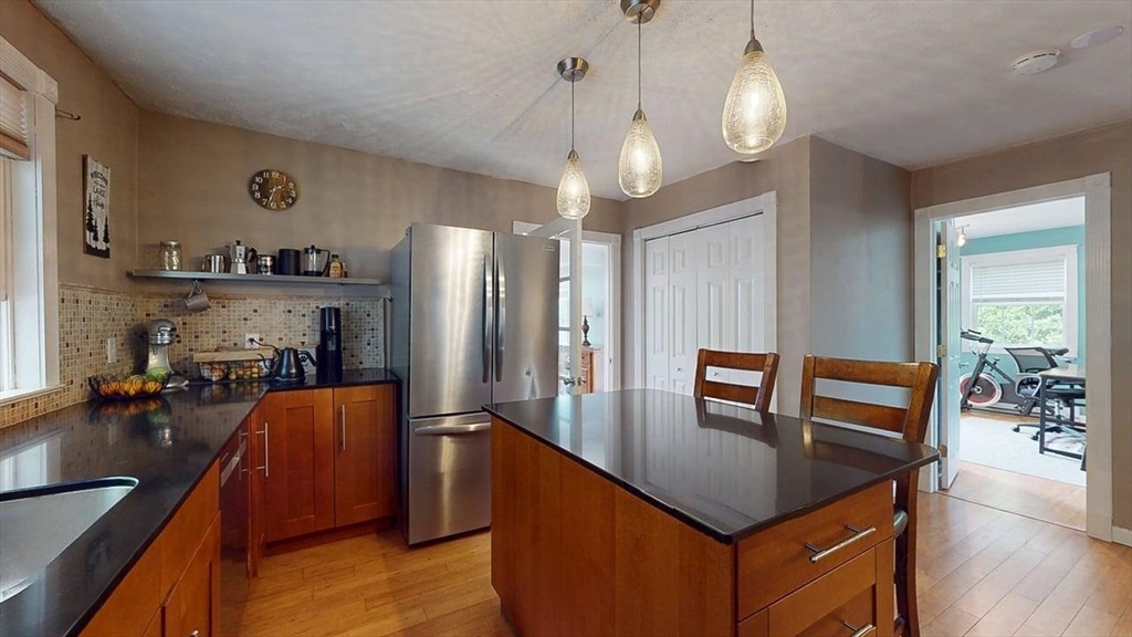 38 Island Road Holland, MA 01521 - Photo 10 of 42