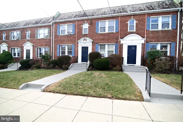 $1,700 | 713 Hamlin Street Northeast, Unit 1, Washington, DC 20017