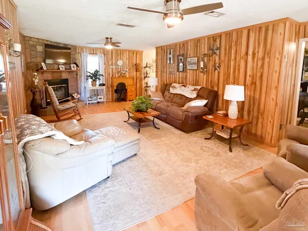 $259,000 | 2845 Pine Forest Road, Cantonment, FL 32533