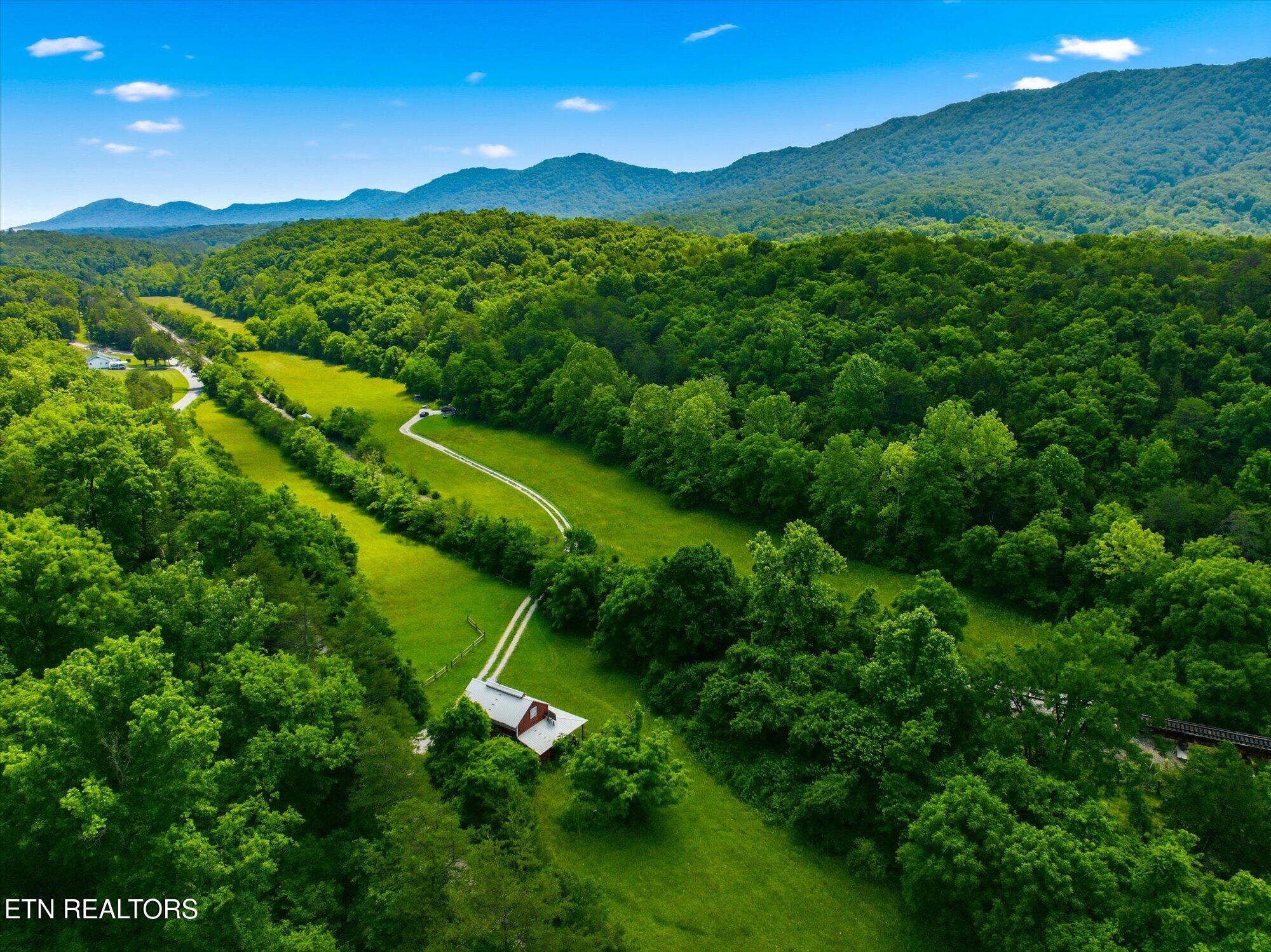 140 Donahue Road Luttrell, TN 37779 - Photo 35 of 36 35-140-Donahue-Rd-Luttrell-TN-35