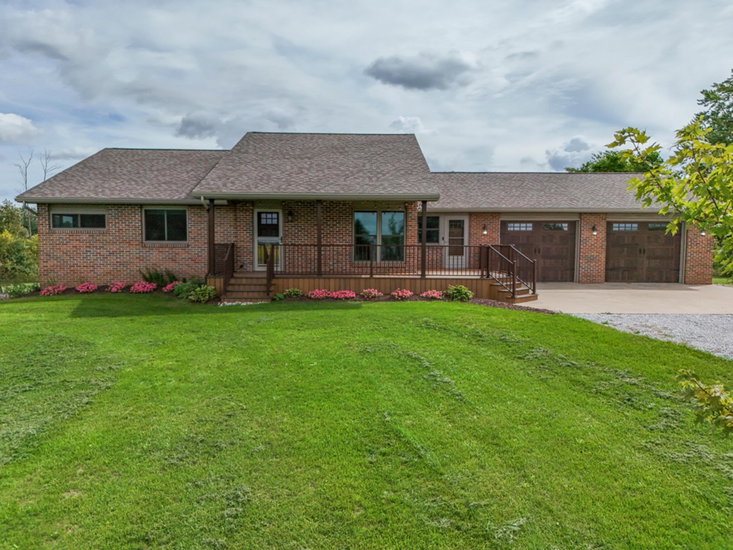 5506 North Lewis Road Coleman, MI 48618 - Photo 2 of 90 Gallery Image 2