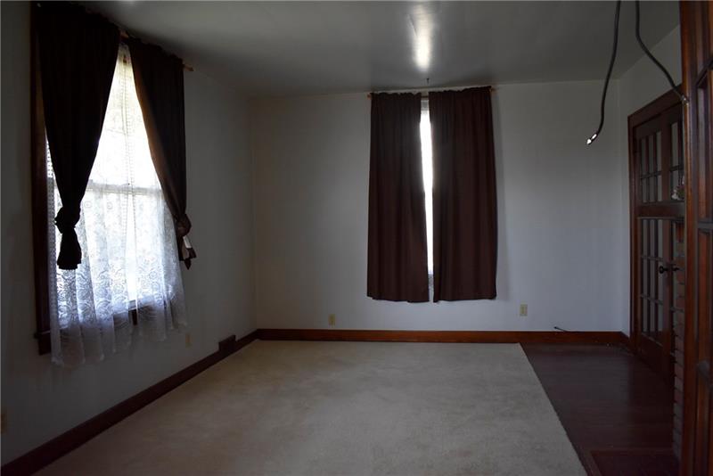 297 Fremont Road Charleroi, PA 15022 - Photo 3 of 24 Gallery Image 3