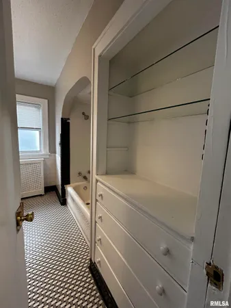 $1,199 | 2718 North North Street, Peoria, IL 61604