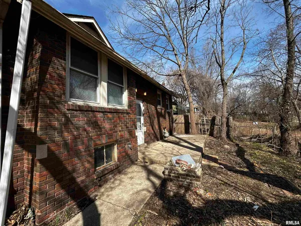 $1,199 | 2718 North North Street, Peoria, IL 61604