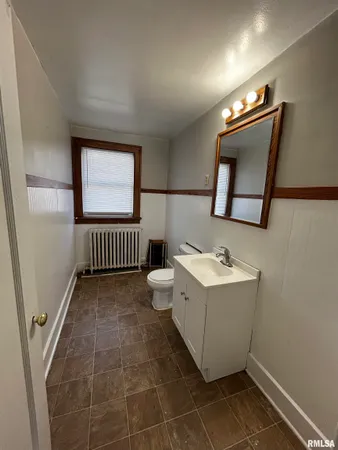 $1,199 | 2718 North North Street, Peoria, IL 61604