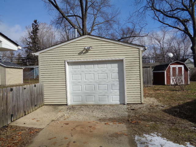 40 Hampton Road Montgomery, IL 60538 - Photo 11 of 13