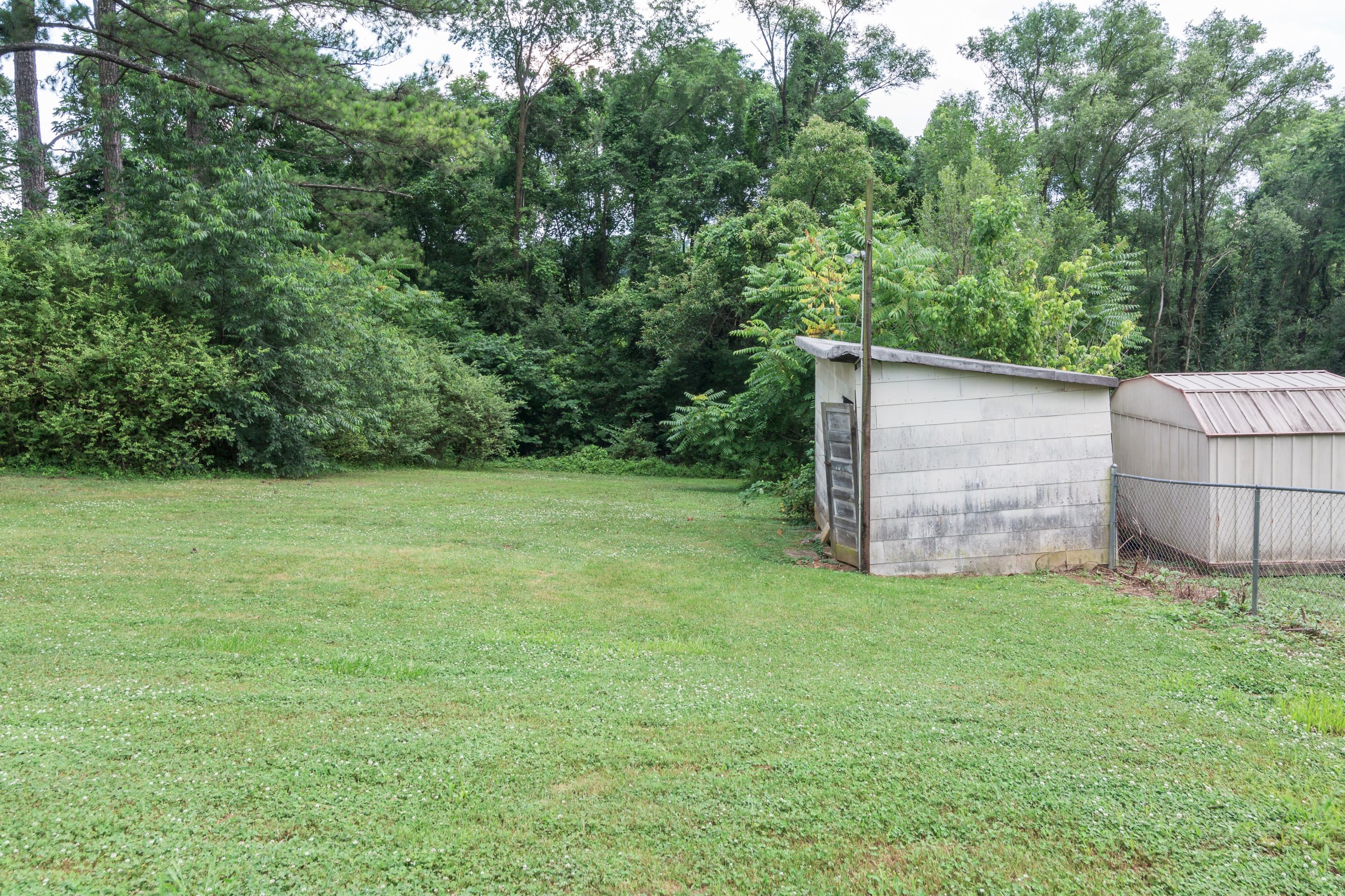 221 Highland Road Vinton, VA 24179 - Photo 16 of 19 016-238483-10-221 highland rd-25_5273294