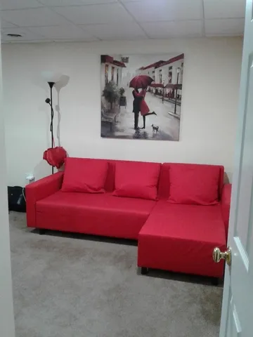 $465,000 | 121 Chatsworth Circle, Schaumburg, IL 60194