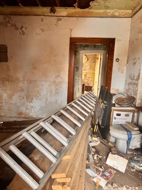 866 Floyd Street Gary, IN 46403 - Photo 4 of 7 a view of a living room and bathroom