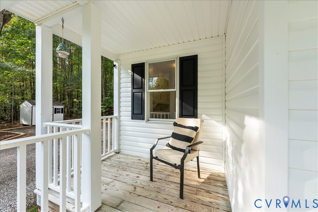 1359 Pine Creek Ridge Drive Powhatan, VA 23139 - Photo 7 of 48