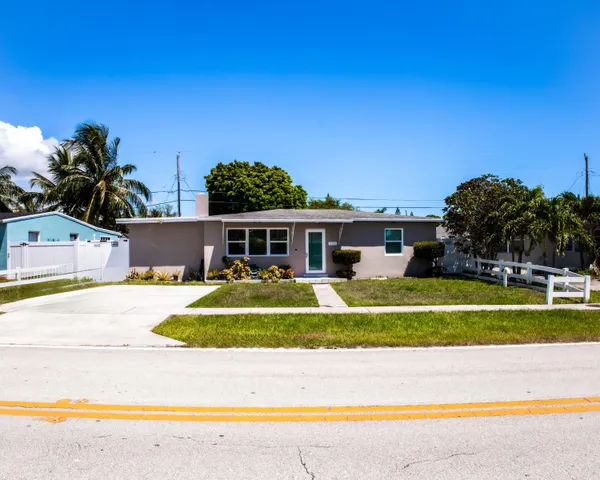 $465,000 | 533 Cherry Road, West Palm Beach, FL 33409