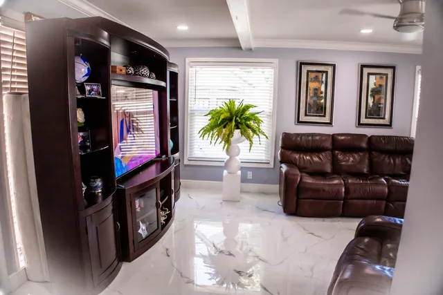 $465,000 | 533 Cherry Road, West Palm Beach, FL 33409