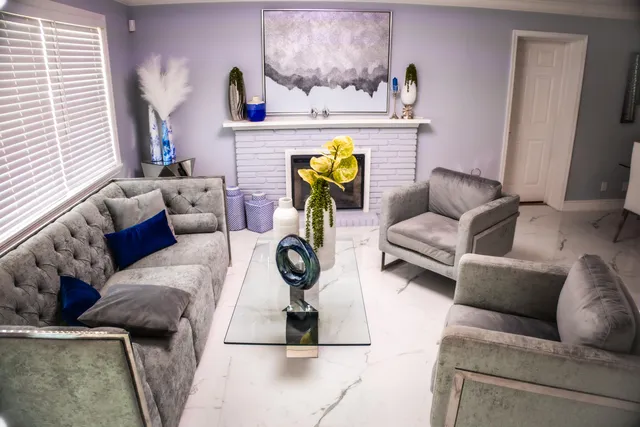 $465,000 | 533 Cherry Road, West Palm Beach, FL 33409