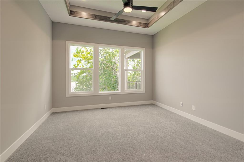 4935 Northwest Martin Street Riverside, MO 64151 - Photo 16 of 37