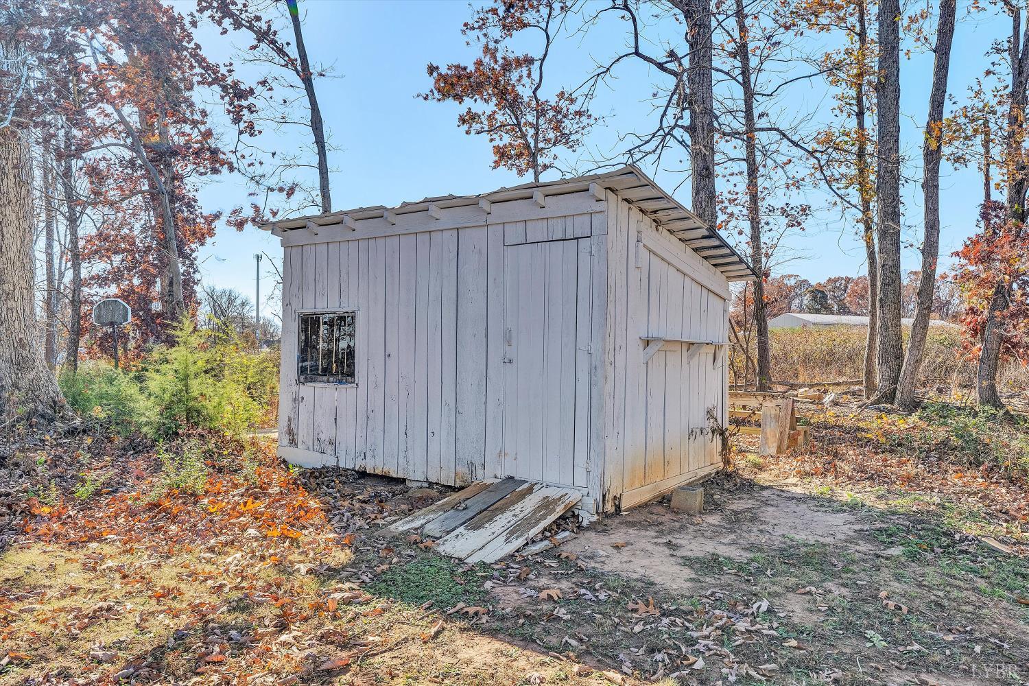 1088 Piney Grove School Road Moneta, VA 24121 - Photo 47 of 52