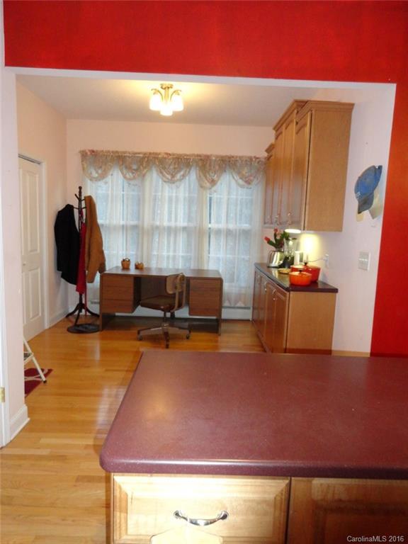 52 Rajo Road, Unit TR4 Asheville, NC 28803 - Photo 8 of 24 Gallery Image 8