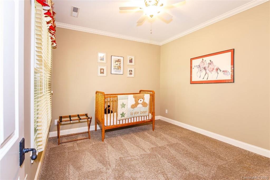 89 Meadowview Road, Unit V20R Brevard, NC 28712 - Photo 22 of 24 Gallery Image 22