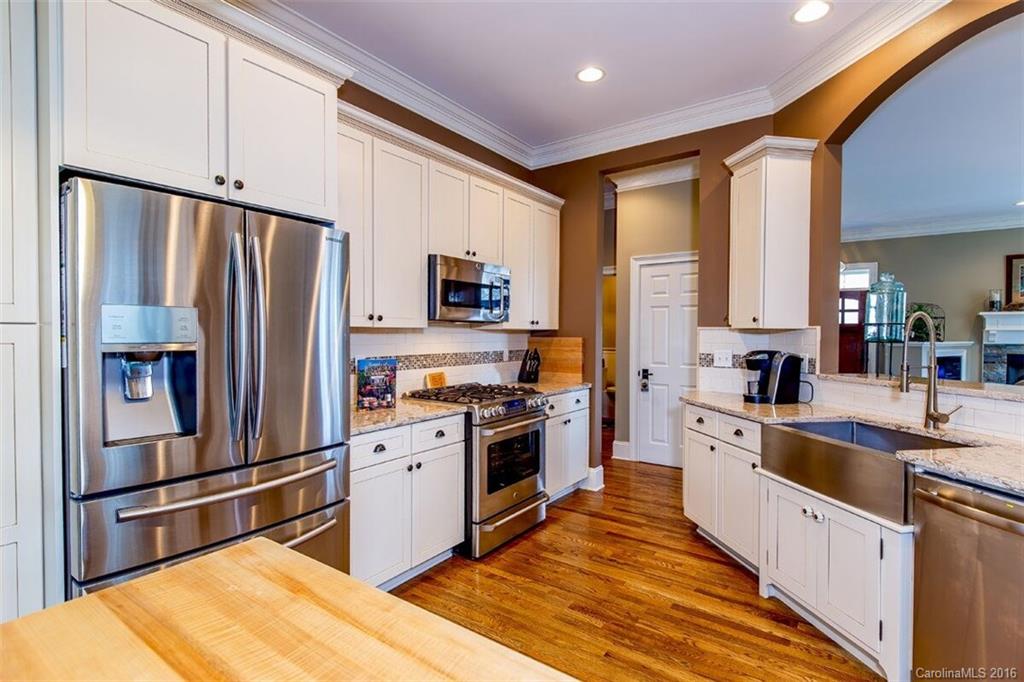 89 Meadowview Road, Unit V20R Brevard, NC 28712 - Photo 8 of 24 Gallery Image 8