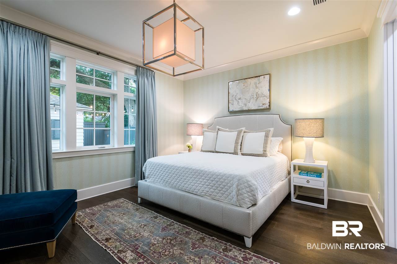 160 Fels Avenue Fairhope, AL 36532 - Photo 20 of 50 Masterbedroom