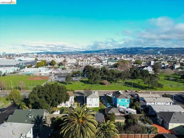 $799,900 | 1432 Union Street, Oakland, CA 94607