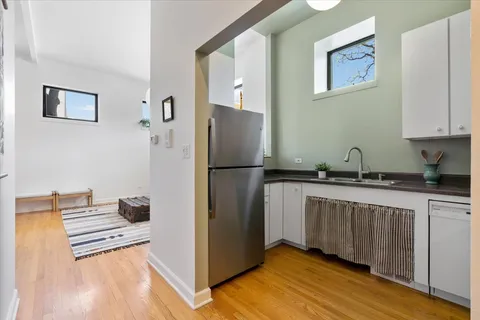 $285,000 | 2001 West Ohio Street, Unit 1N, Chicago, IL 60612