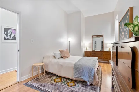 $285,000 | 2001 West Ohio Street, Unit 1N, Chicago, IL 60612