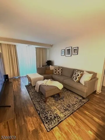 $279,900 | 458 River Road, Unit C, Nutley, NJ 07110